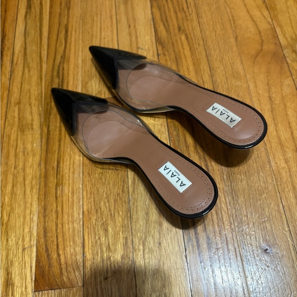 Alaïa Le Cœur PVC and Patent Leather Mules - 2 Right - Picture 6 of 10